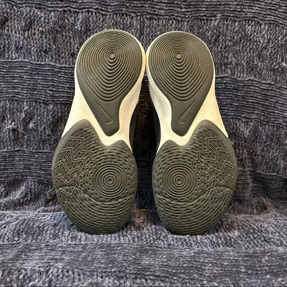 Nike Precision IV Black White Basketball Shoes Men's/Youth 5 or Women's 6.5 - Picture 7 of 8